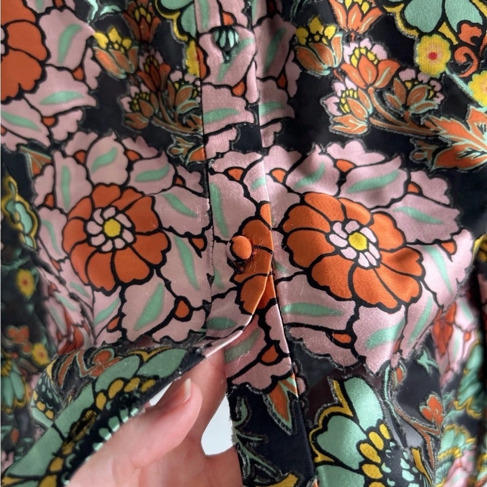 Alice + Olivia Burnout Sheer Silk Blend Floral Top Dressy And Funky!! NWOT - Picture 6 of 8
